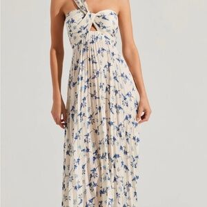 ASTR The Label Cream/blue floral One Shoulder Maxi Dress